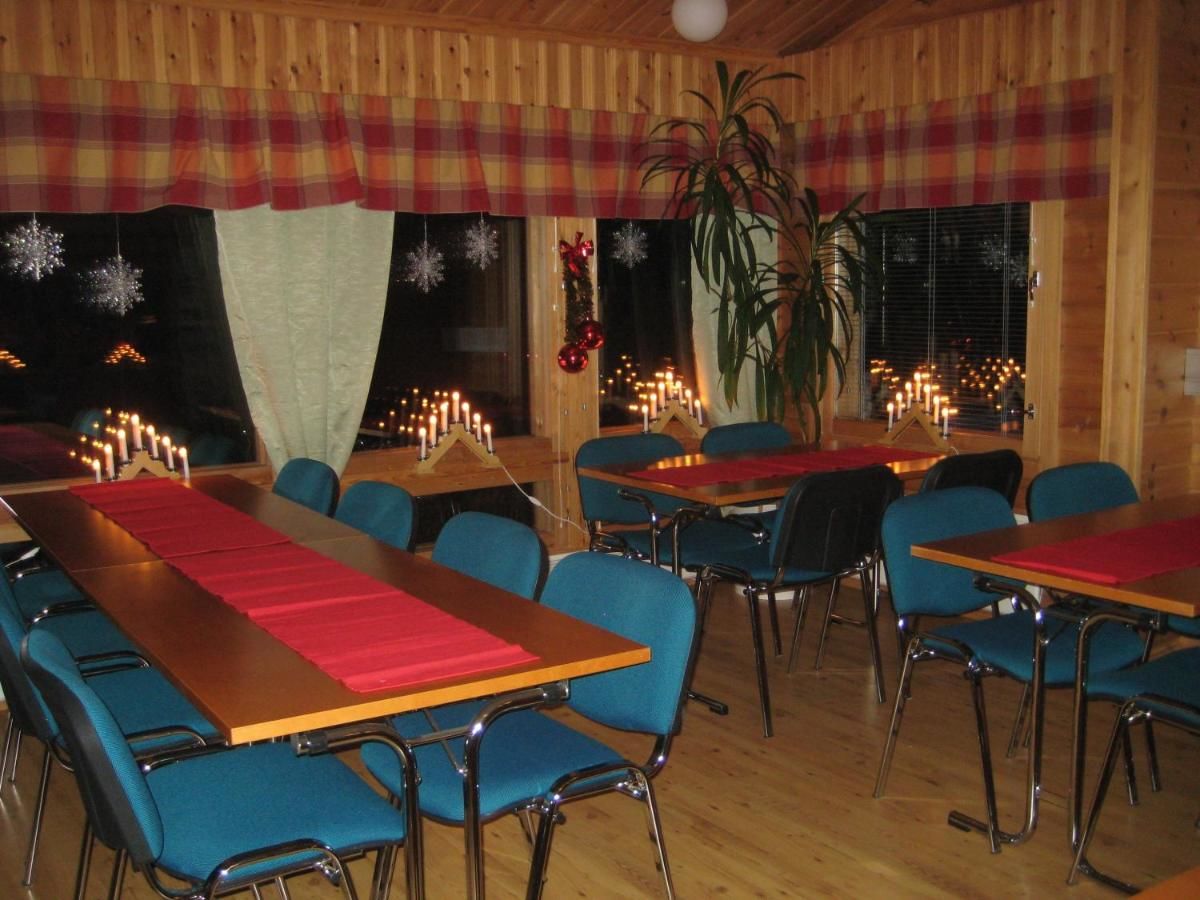 Гостевой дом Kuerkaltio Holiday Village Экясломполо-20