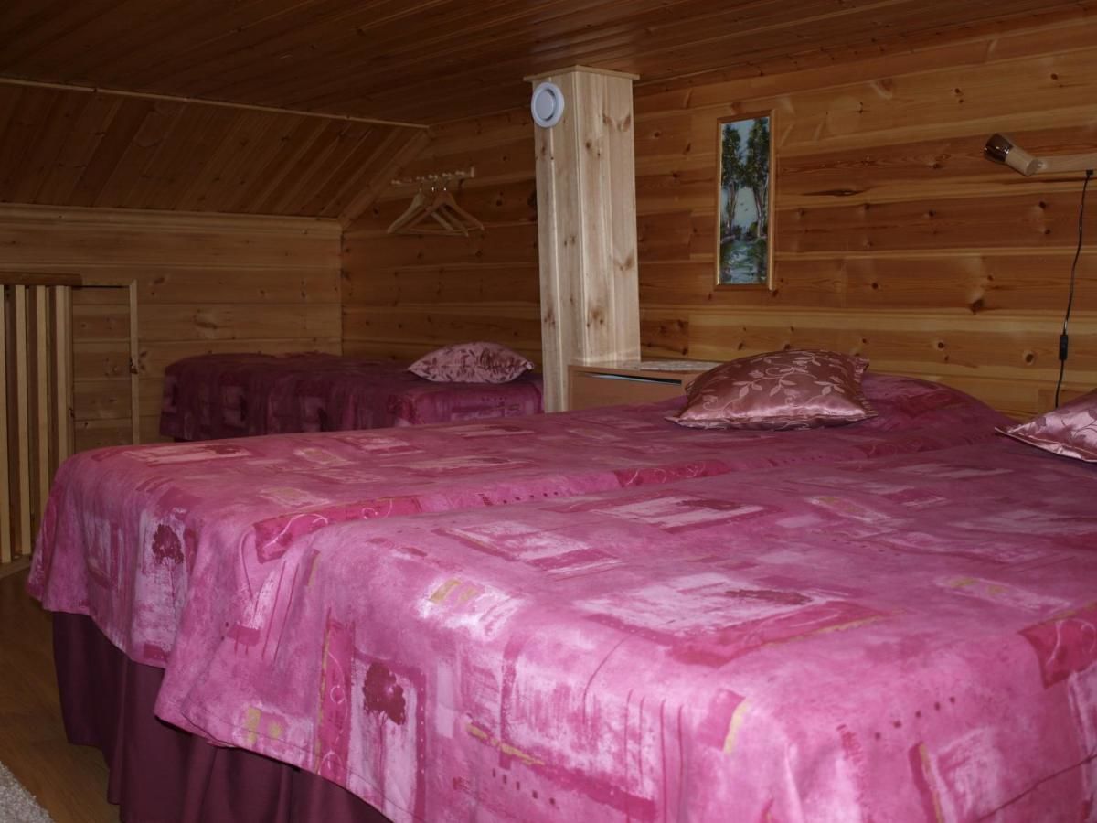 Гостевой дом Kuerkaltio Holiday Village Экясломполо