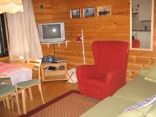 Гостевой дом Kuerkaltio Holiday Village Экясломполо Апартаменты с сауной (для 2 взрослых)-11